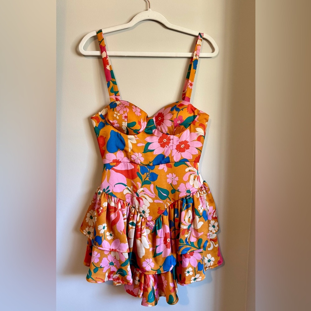 Hello Molly Tropical Floral Medium Women’s Tiered Romper Summer Spring Vacation - Picture 6 of 9